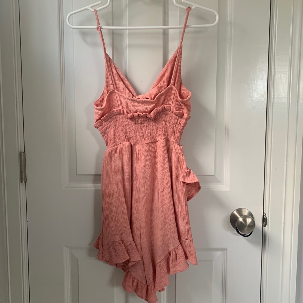 Flowy Ruffled Romper - Picture 2 of 4